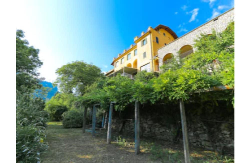 Hotel Colonne Varese Bagian luar foto